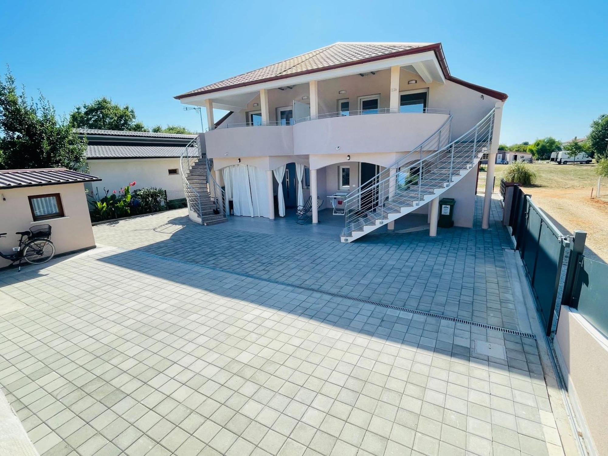 New Apartments Miya - Peroj Beach Exterior foto