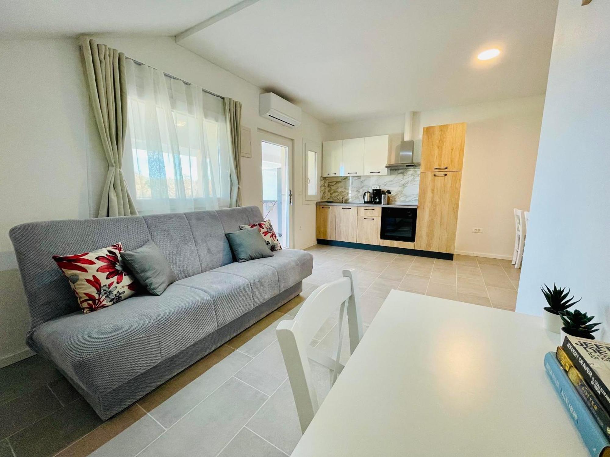 New Apartments Miya - Peroj Beach Exterior foto